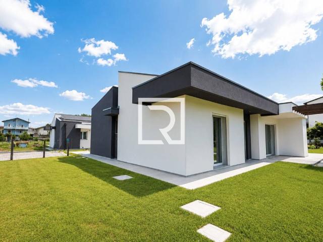 Villa Indipendente in vendita a Savio, Cervia