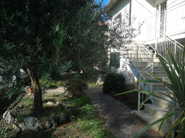 Villa Indipendente in vendita a Cervia, Reggio Emilia