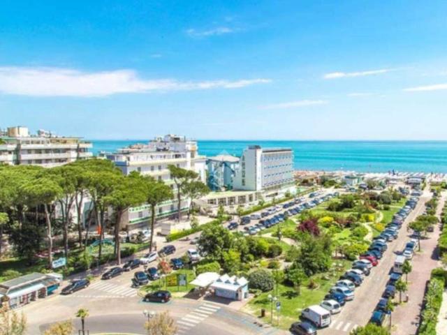Villa Indipendente in vendita a Milano Marittima, Cervia