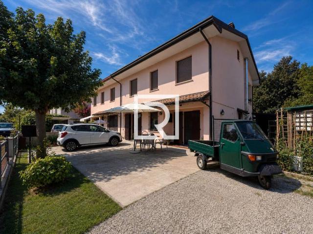 Villa Indipendente in vendita a Milano Marittima, Cervia