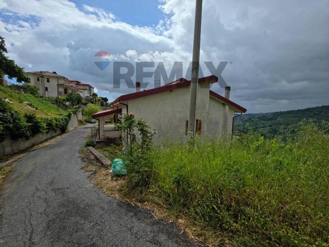 Villa Indipendente in vendita a Calabria, Cosenza