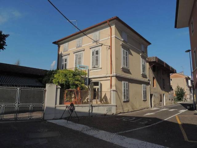 Villa Indipendente in vendita a Cervignano Del Friuli, Friuli-Venezia Giulia