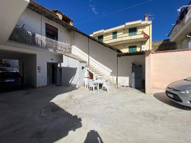 Villa Indipendente in vendita a Cesa, Campania