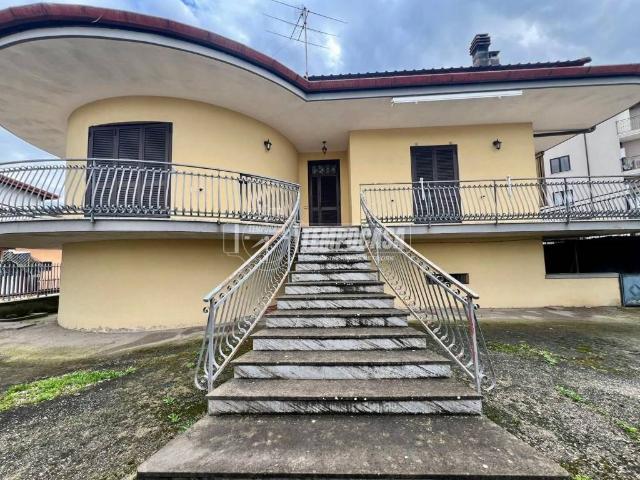 Villa Indipendente in vendita a Cesa, Campania