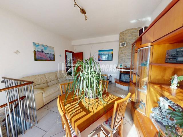 Villa Indipendente in vendita a Cesano Maderno, Lombardia