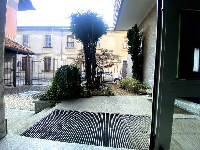 Villa Indipendente in vendita a Cesano Maderno, Lombardia