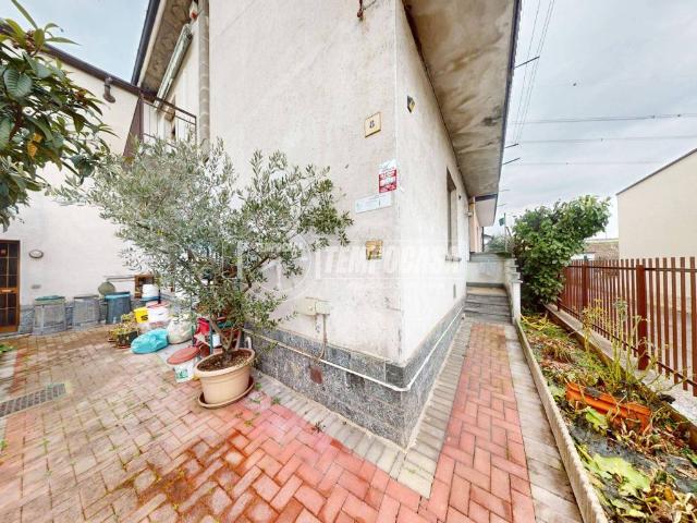 Villa Indipendente in vendita a Molinello, Cesano Maderno