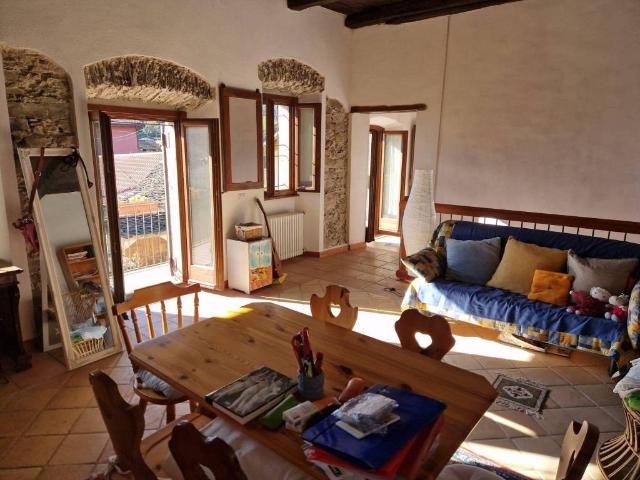 Villa Indipendente in vendita a Piemonte, Verbano-cusio-ossola