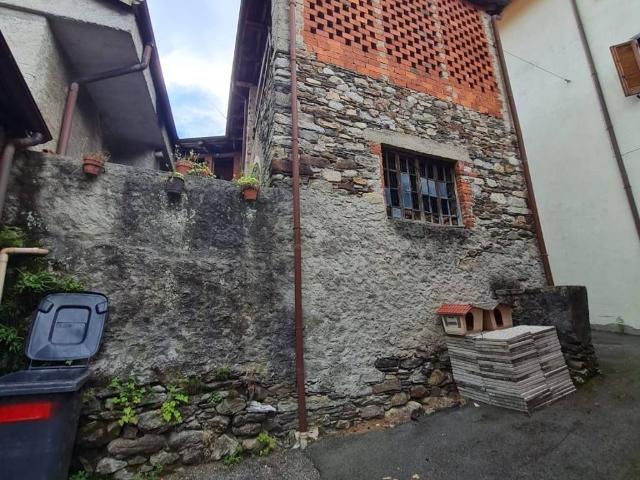 Villa Indipendente in vendita a Piemonte, Verbano-cusio-ossola