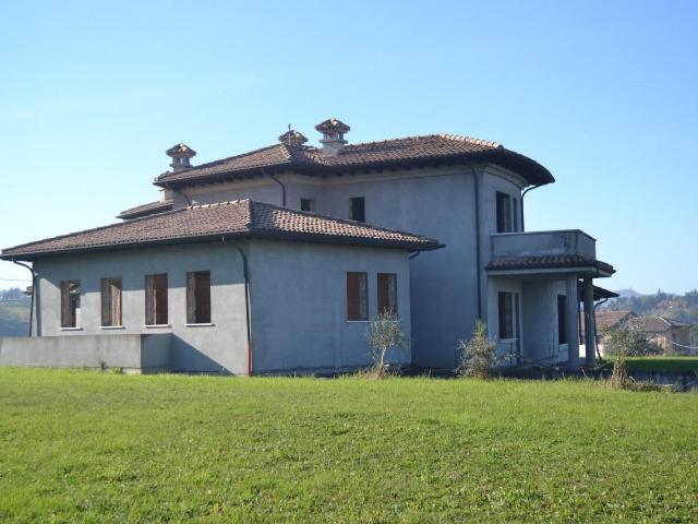 Villa Indipendente in vendita a Unione dei comuni Valle del Savio, Cesenà