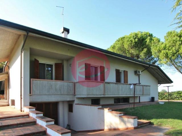 Villa Indipendente in vendita a Unione dei comuni Valle del Savio, Cesenà