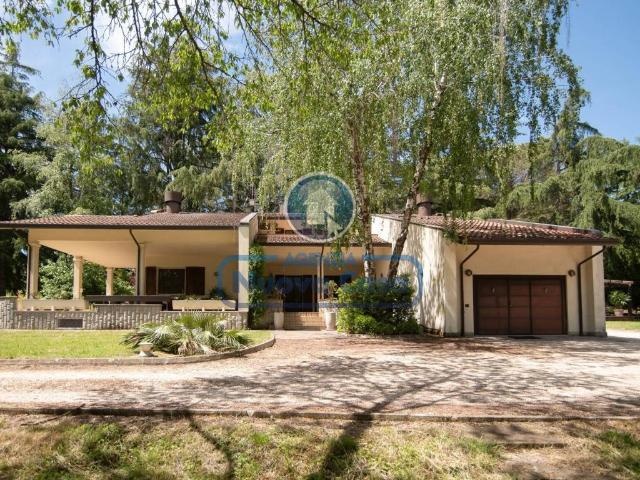 Villa Indipendente in vendita a Unione dei comuni Valle del Savio, Cesenà