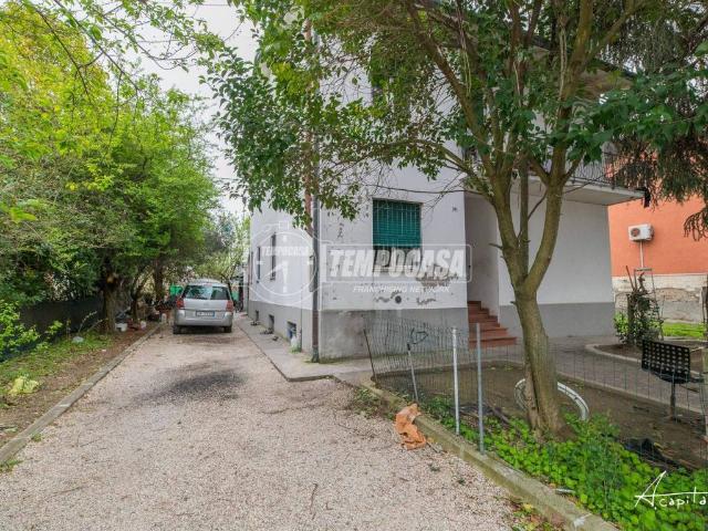 Villa Indipendente in vendita a Unione dei comuni Valle del Savio, Cesenà
