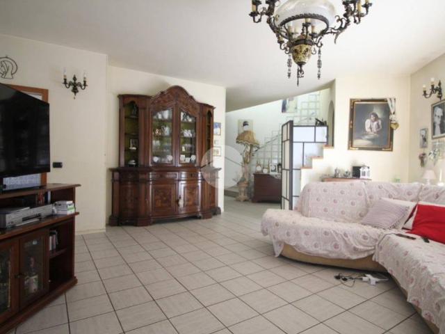 Villa Indipendente in vendita a Calisese, Cesena