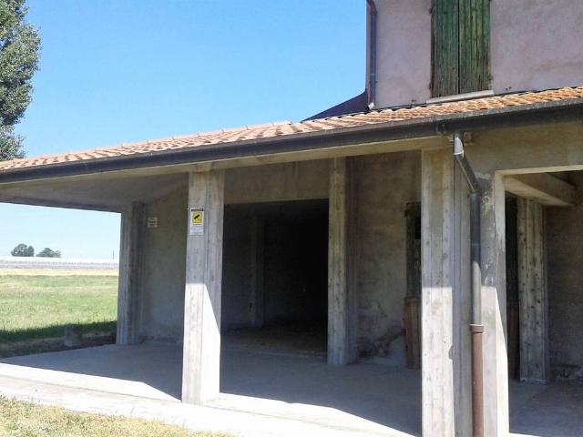 Villa Indipendente in vendita a Unione dei comuni Valle del Savio, Cesenà