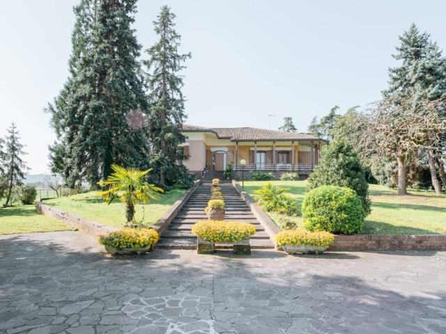 Villa Indipendente in vendita a Unione dei comuni Valle del Savio, Cesenà