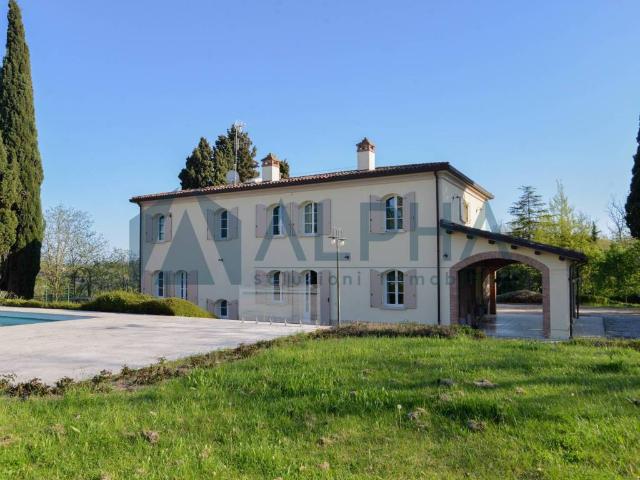 Villa Indipendente in vendita a Ponte Abbadesse, Cesena