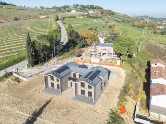 Villa Indipendente in vendita a Unione dei comuni Valle del Savio, Cesenà
