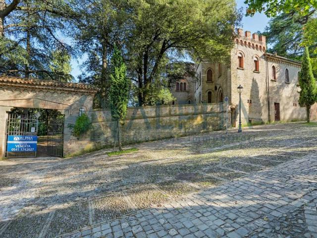 Villa Indipendente in vendita a Ponte Abbadesse, Cesena