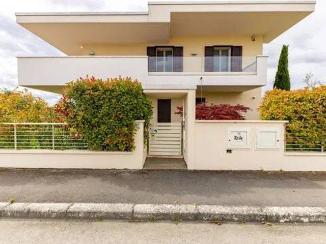 Villa Indipendente in vendita a Unione dei comuni Valle del Savio, Cesenà