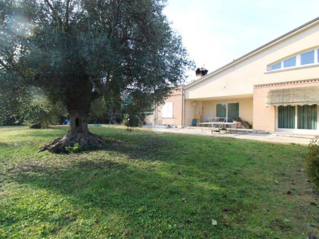 Villa Indipendente in vendita a Unione dei comuni Valle del Savio, Cesenà
