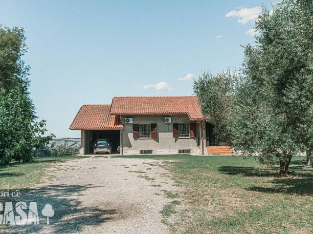 Villa Indipendente in vendita a Unione dei comuni Valle del Savio, Cesenà