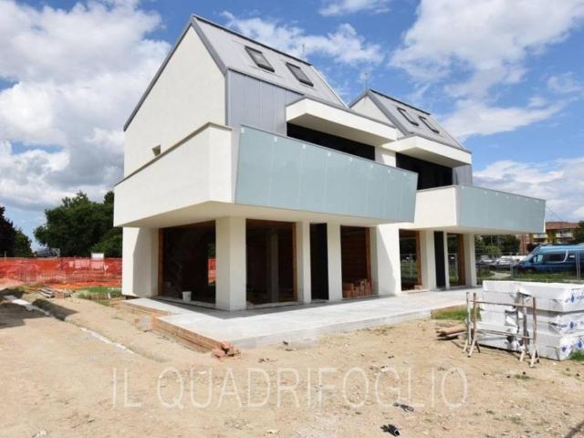 Villa Indipendente in vendita a Unione dei comuni Valle del Savio, Cesenà