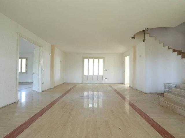 Villa Indipendente in vendita a Unione dei comuni Valle del Savio, Cesenà