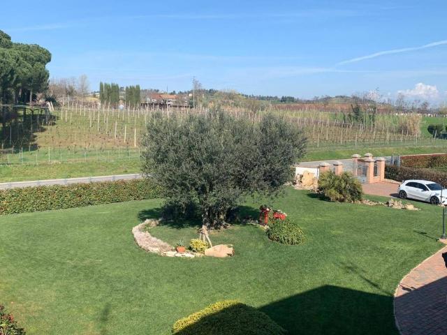 Villa Indipendente in vendita a Unione dei comuni Valle del Savio, Cesenà
