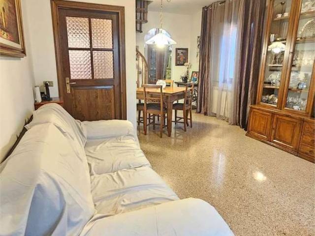 Villa Indipendente in vendita a Unione dei comuni Valle del Savio, Cesenà