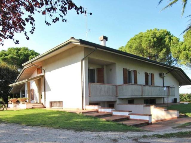 Villa Indipendente in vendita a Unione dei comuni Valle del Savio, Cesenà
