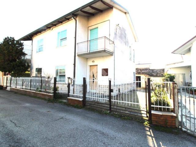Villa Indipendente in vendita a Unione dei comuni Valle del Savio, Cesenà