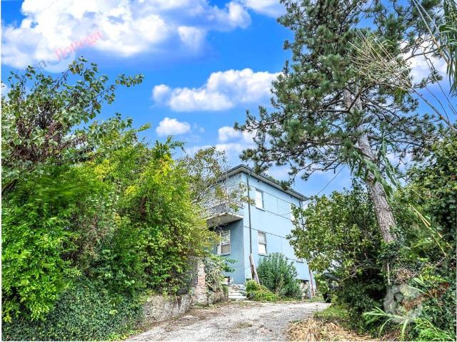 Villa Indipendente in vendita a Unione dei comuni Valle del Savio, Cesenà