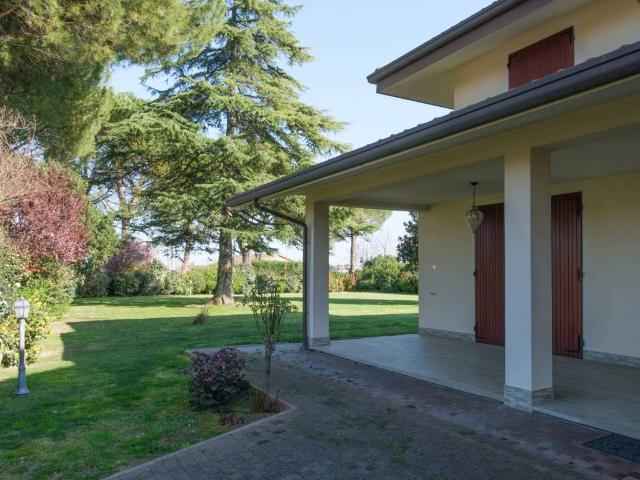 Villa Indipendente in vendita a Unione dei comuni Valle del Savio, Cesenà