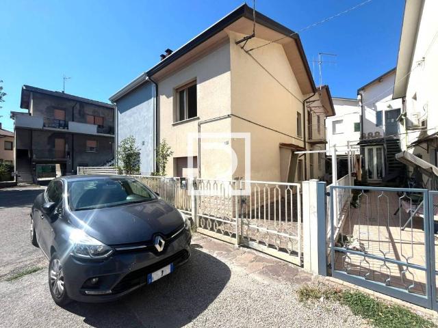 Villa Indipendente in vendita a Unione dei comuni Valle del Savio, Cesenà