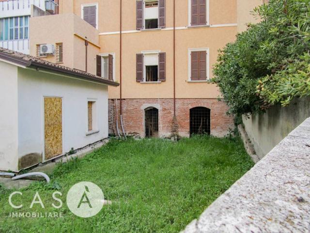 Villa Indipendente in vendita a Quartiere Centro Urbano, Cesenà