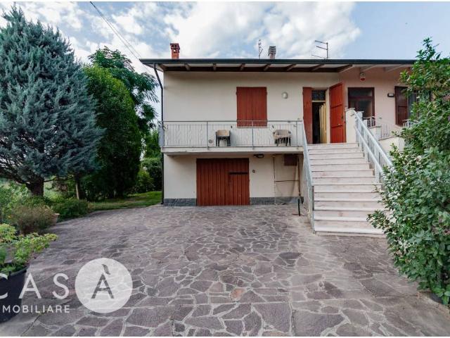 Villa Indipendente in vendita a Quartiere Centro Urbano, Cesenà