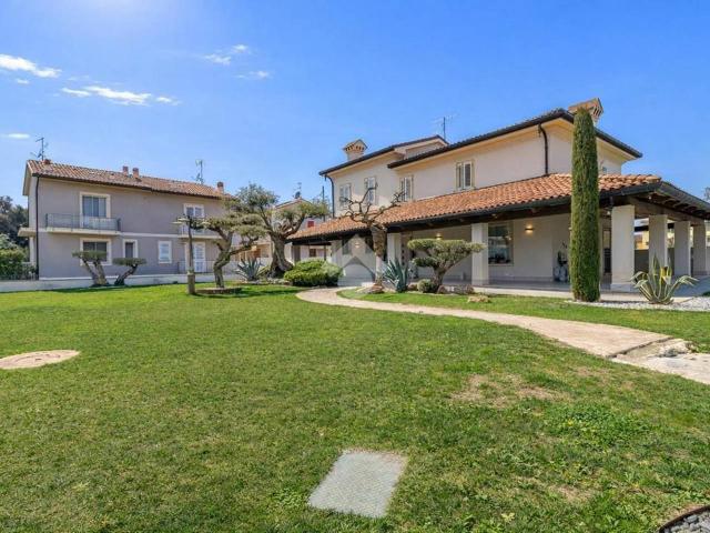 Villa Indipendente in vendita a Unione dei comuni Valle del Savio, Cesenà