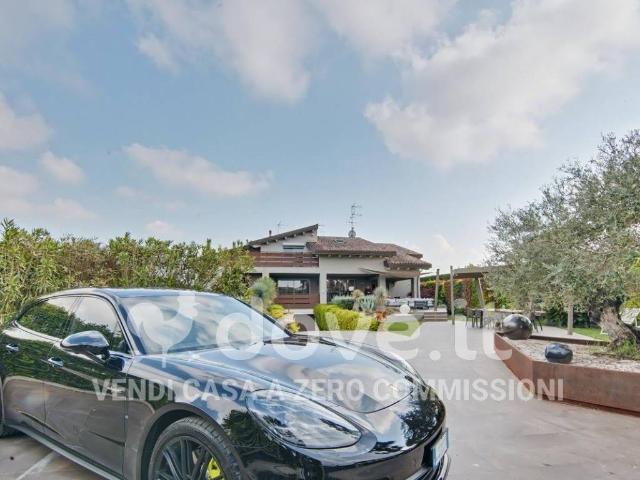 Villa Indipendente in vendita a Cella, Cesenatico