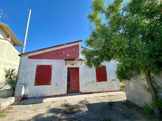 Villa Indipendente in vendita a Cella, Cesenatico