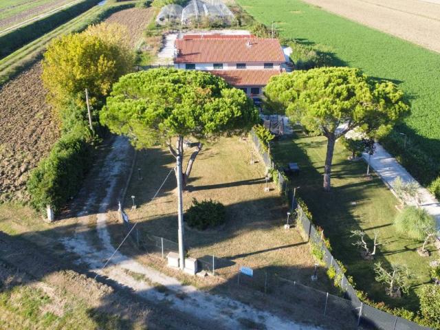Villa Indipendente in vendita a Cannucceto, Cesenatico