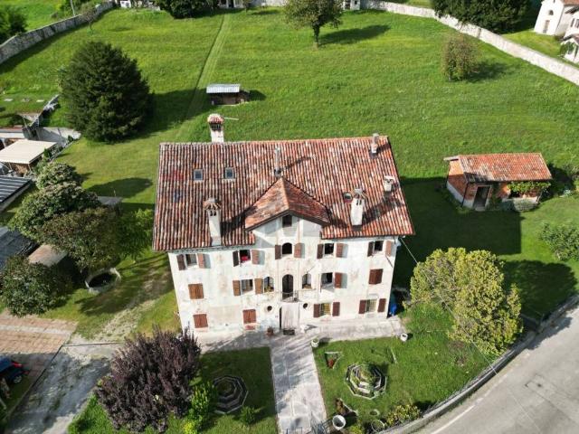 Villa Indipendente in vendita a Cesiomaggiore, Veneto