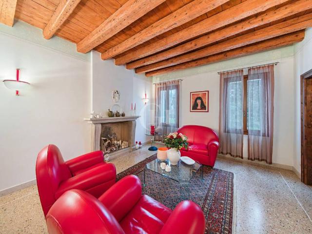 Villa Indipendente in vendita a Piovega, Cessalto