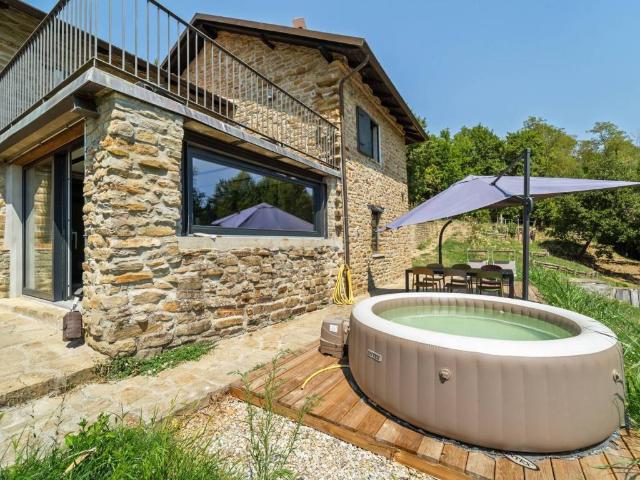 Villa Indipendente in vendita a Piemonte, Asti