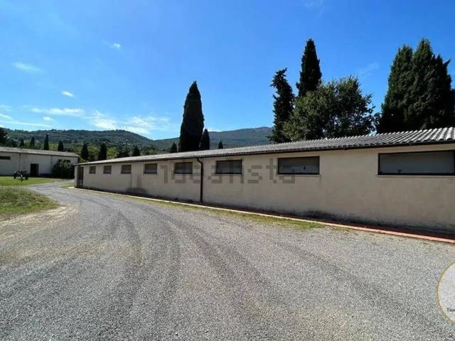Villa Indipendente in vendita a Cetona, Toscana