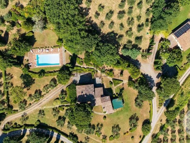 Villa Indipendente in vendita a Cetona, Toscana