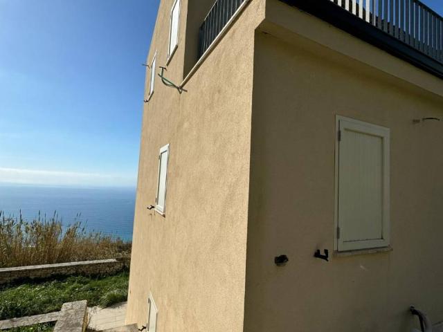 Villa Indipendente in vendita a Calabria, Cosenza