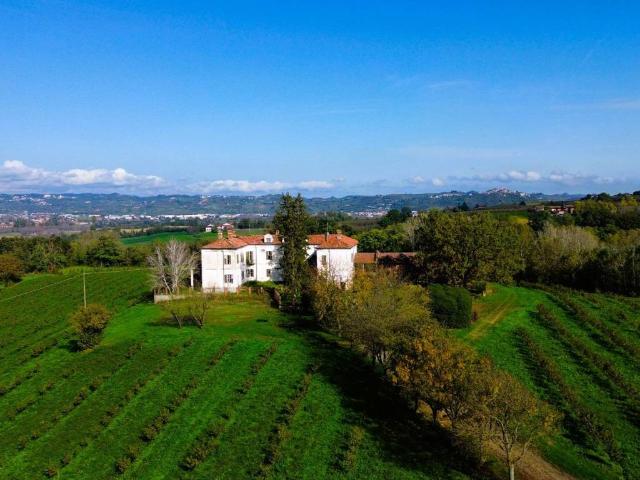 Villa Indipendente in vendita a Piemonte, Cuneo