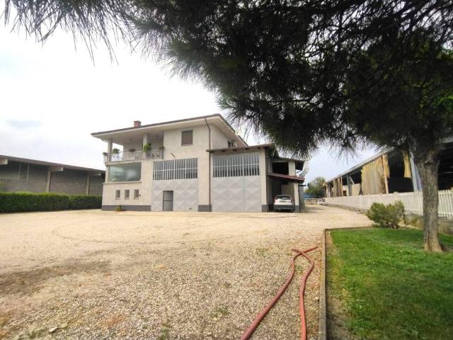 Villa Indipendente in vendita a Piemonte, Cuneo