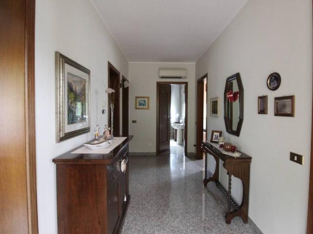 Villa Indipendente in vendita a Chiampo, Veneto